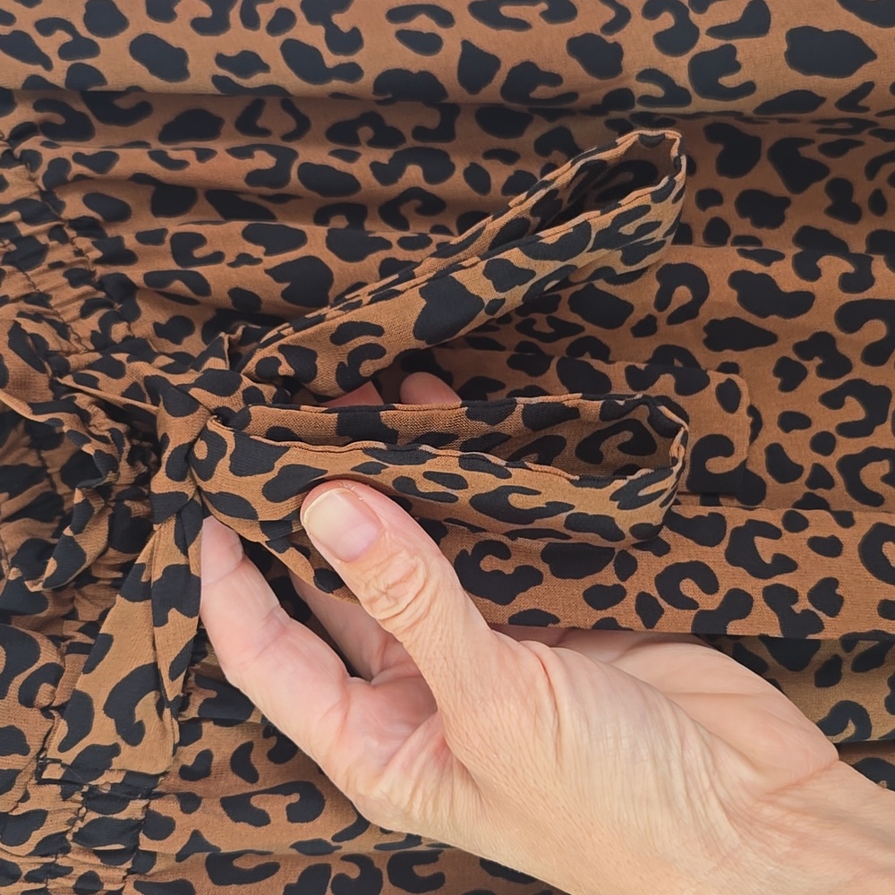 Cheetah Print Wide Leg Palazzo Pants Tie Waist Pockets Size Small - Picture 7 of 14